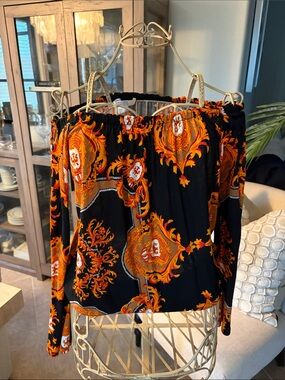 Off-Shoulder Tunic Top in Black and Orange - Baroque Motif